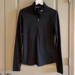 Under Armor • Women’s Medium 1/2 Zip